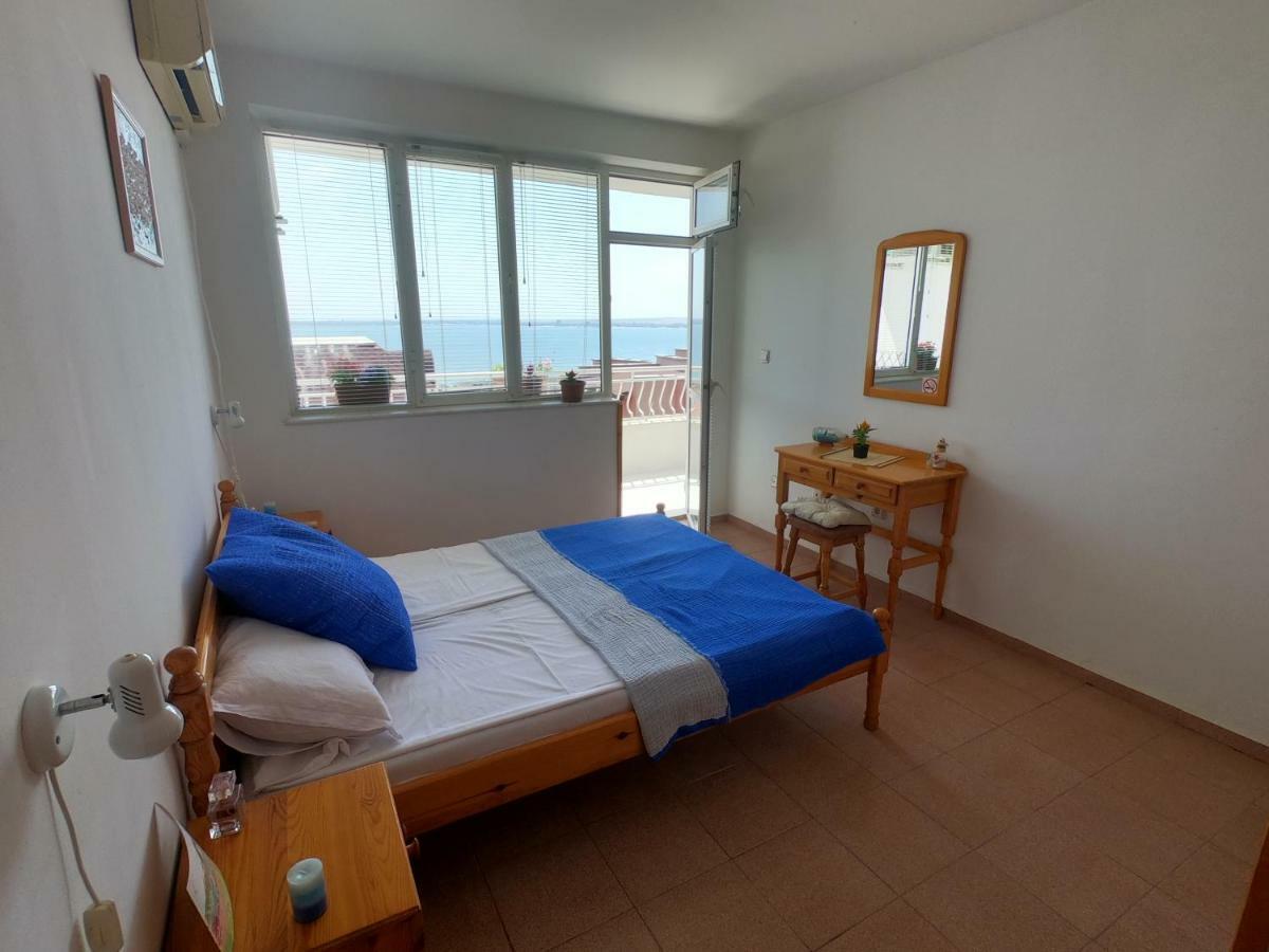 Apartment In St. Vlas With Terrace Sveti Vlas Εξωτερικό φωτογραφία