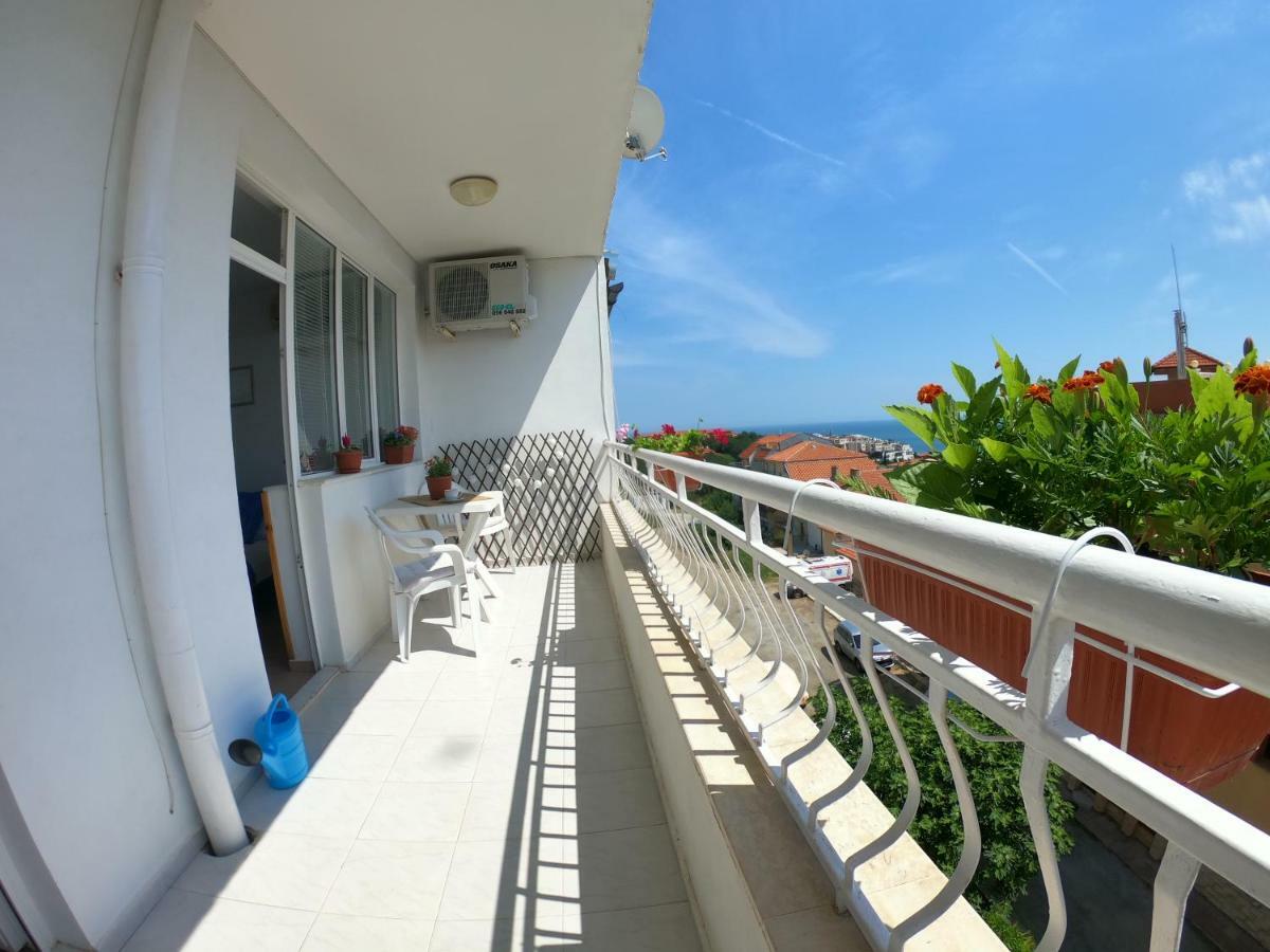 Apartment In St. Vlas With Terrace Sveti Vlas Εξωτερικό φωτογραφία